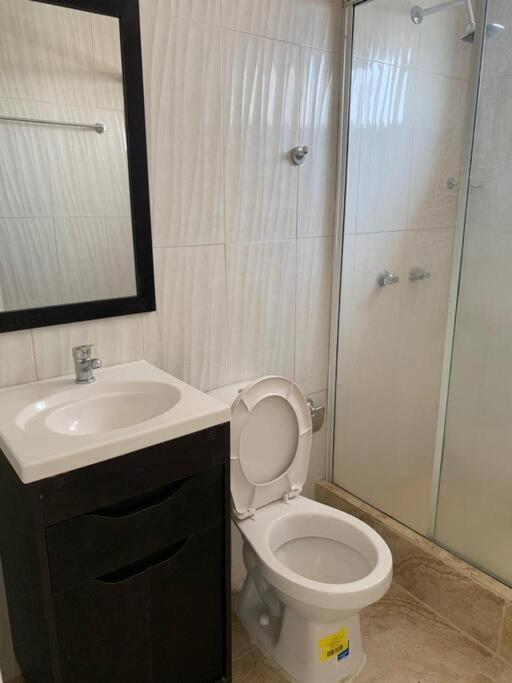 Apartamento en el Laguito - Cartagena cerca al mar Exterior foto